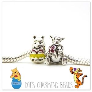 Winnie-the-Pooh & Tigger Too Charm Set